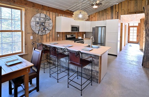 Port Washington Cabin | Renovated Rustic Lodge/Historic property.nHike, fish, star gaze. w/artist studio