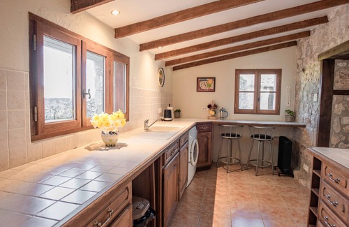 Roquecor House | Renovated stone watch tower with private pool