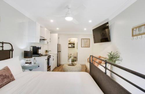 Stuart Apartment | Renovated Studio in Downtown Stuart #5