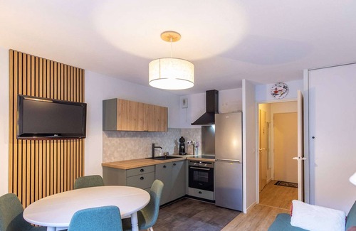 Cauterets Apartment | Renovated T3 Duplex near Cauterets Centre