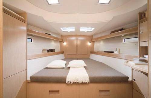 Vintijan Boat Rental | Rent a Cabin on a Sailing Yacht!