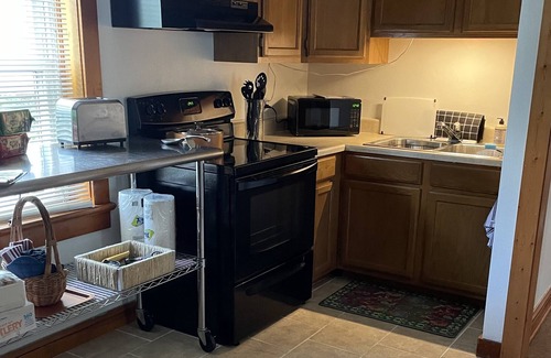 Williamsport Apartment | Rent by the month ,fully furnished.Centrally located, cozy & clean.
