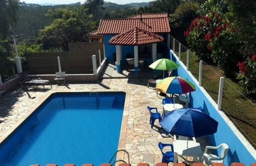 Igarata House | Rent Room Season, Sitio with Pool, Sauna, Field, Edicula, Wifi, Salao games.
