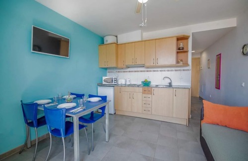 Vilafortuny Apartment | Rentalmar Costa Verde: One bedroom Apartments on the second line of the sea