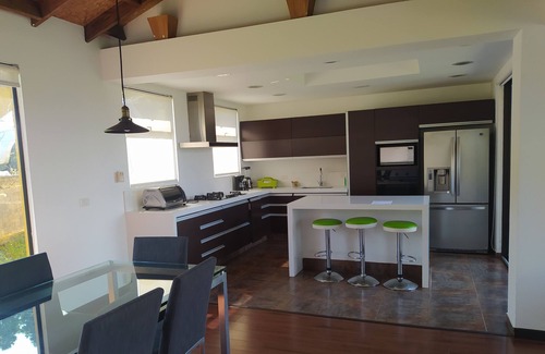 Choconta House | Represa del Sisga, 3-bedroom country house.