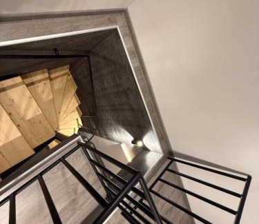 Kentron Apartment | Republic Square Apartments