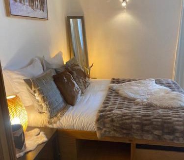 Andon Cabin | Reserve des Monts d'Azur