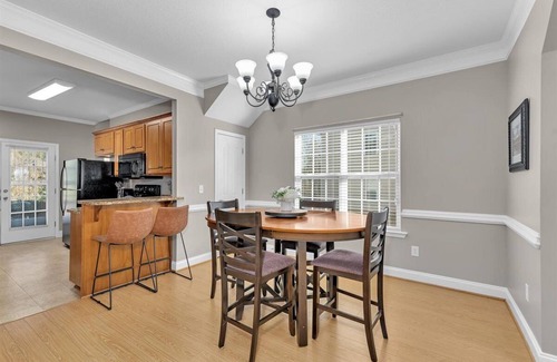 Augusta House | Reserve Ln