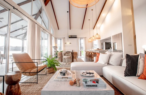 Las Escobas del Venado House | Residence 51 - Blue VenaonA luxury 4 bedroom 4.5 bathroom beachfront residence