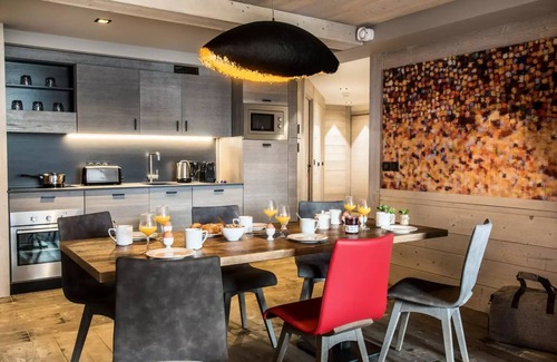 Val-d'Isere Apartment | Residence Chalet Skadi * - 3 Rooms 6 People