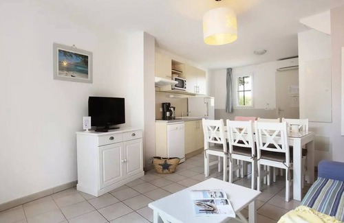 Cabries Apartment | Residence du Golf de la Cabre d'Or* - 2 Room Apartment 4 People