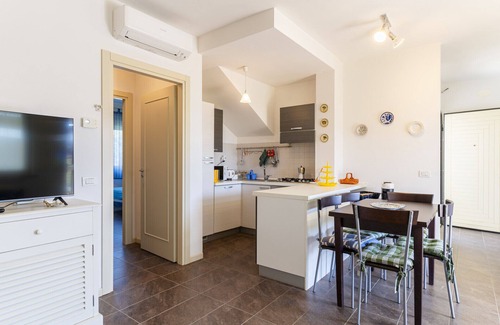 Quercianella Apartment | Residence Il Giardino - Sunny Apartment W/Parking!