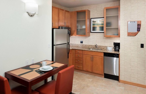 Lake Forest Hotel | Residence Inn by Marriott Chicago Lake Forest/Mettawa