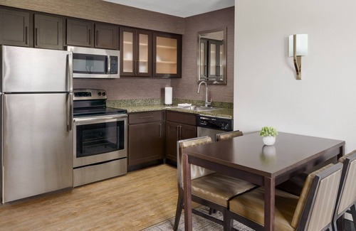 Franklin Hotel | Residence Inn by Marriott Boston-Franklin