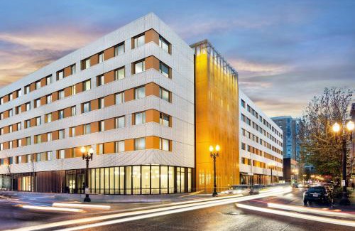 Pearl District Hotel | Residence Inn by Marriott Portland Downtown/Pearl District