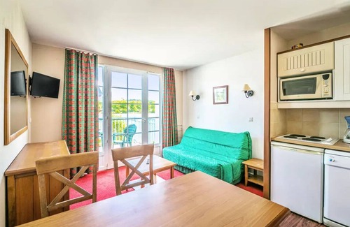 Marciac Apartment | Residence Le Hameau du Lac - maeva Home - 2-Room Apartment 4 People - Budget