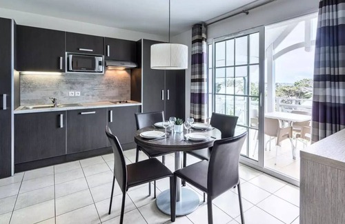 Pleneuf-Val-Andre Apartment | Residence Les Villas du Spa* - 3 Rooms 6 People Sea Ground Floor