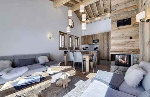 Le Fornet Apartment | Residence Les Rives De L Isere - 4 Rooms for 6 People