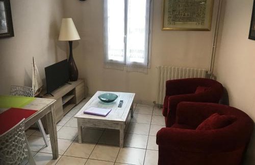 Rochefort Apartment | residence pasteur - Hermione