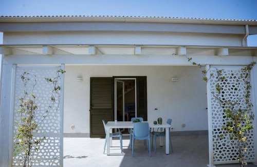 Piane Vecchie House | Residence Salinelle Beach Villa Panarea