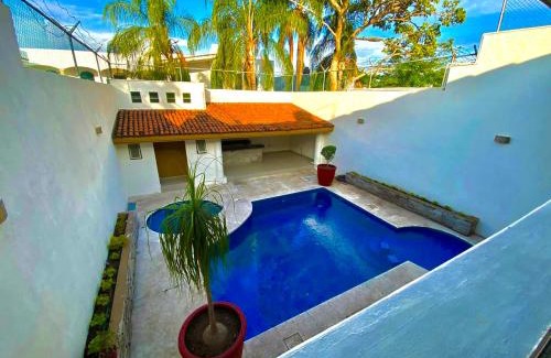 Colima House | Residencia Las Palmas