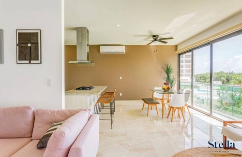 Ejidal Condo | Residential Stay, Pool, Gym, 7min from Beach!