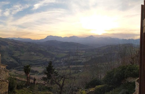 Monte San Martino Apartment | Residenza Il cortile