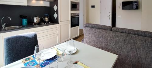 Arona Apartment | Residenza La Ruota Geranio
