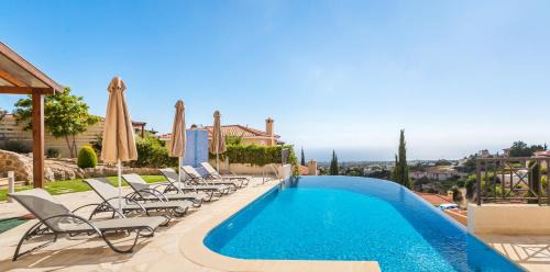 Tala Villa | Resitour - Perneri Four Bedroom Villa