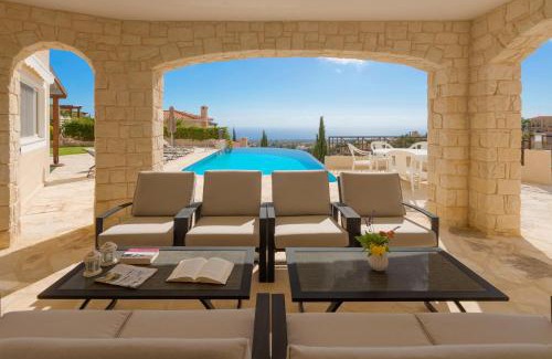 Tala Villa | Resitour - Perneri Four Bedroom Villa