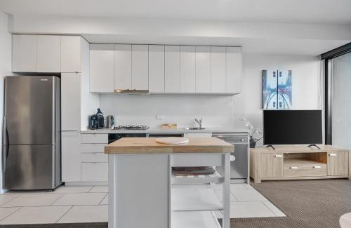 Docklands Apartment | Resort Style Living Yarra Wharf