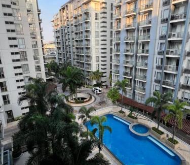 Pasay Apartment | Resorts World Condo