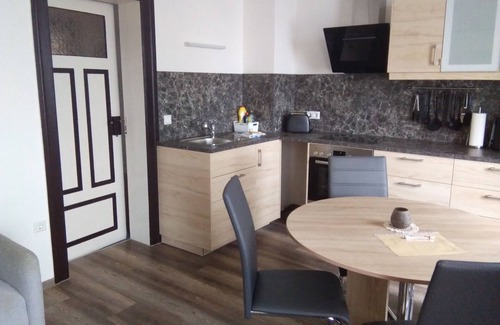 Barenfels Apartment | Rest and relaxation in a charming nature in every season!