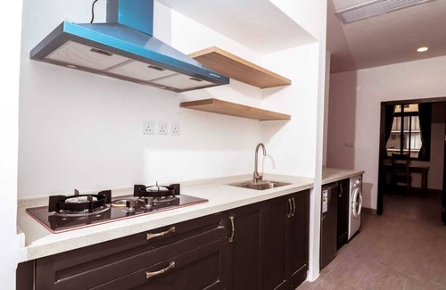 Masaki Apartment | Rest easy in 2BR apartment w/wifi, gym & pool