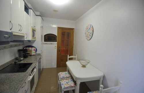 El Ensanche Zona Nuova Condo | Rest of Sar. Spacious, sunny and quiet apartment.