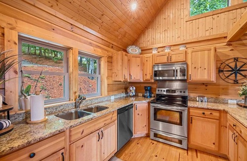 Bostic Cabin | Rest S'more! Mountain View and HOT TUB!