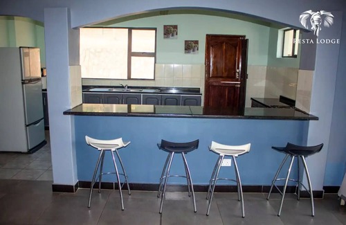 Kariba Cottage | Resta Lodge Kariba Cottage A