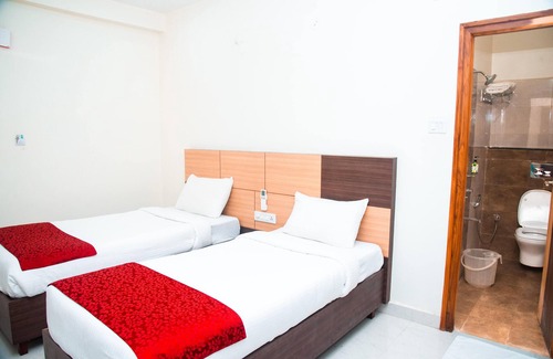 Serilingampally Hotel | Rester Xpress - Kondapur