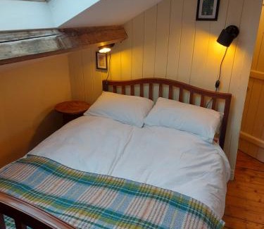 Mytholmroyd House | Restful room in riverside spot