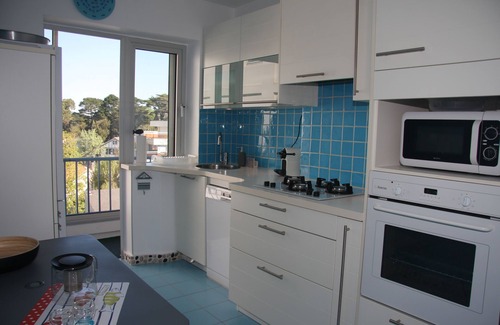 La Baule-Escoublac Apartment | “Retour de Plage” spacieux, spacious and bright sea view.