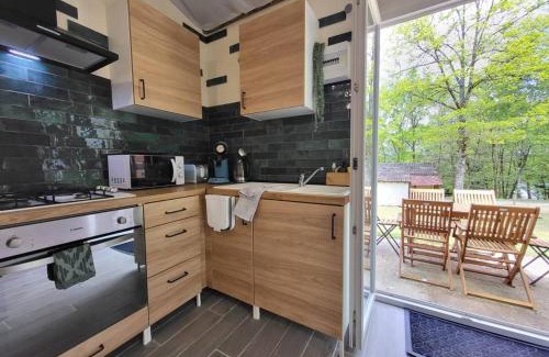 La Coquille House | Retraite paisible en maisonnette au bord d'un lac - FR-1-839-3