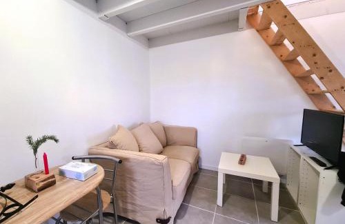 Chitray House | Retraite Romantique en Brenne: Piscine, Confort et Nature - FR-1-591-587