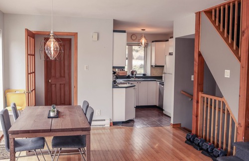 Piedmont Ski Chalet | Retraite Ski,vélo: Accès Direct aux Pistes, Piste Vtt, Bois de Foyer à Volonté!