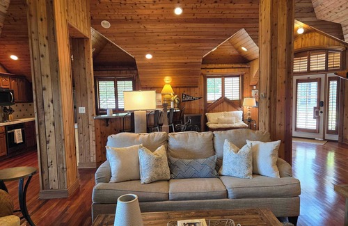 Alexander City Apartment | Retreat at Lake Martin