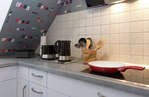 Hoexter Apartment | Retreat in Weser Hills