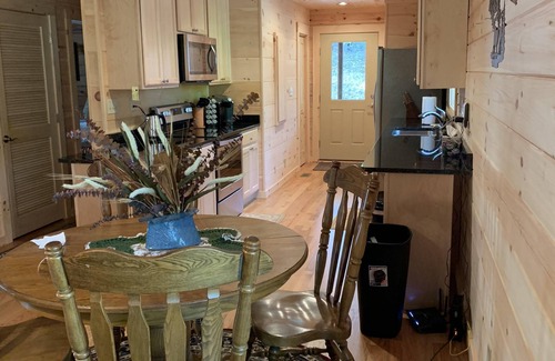 Saluda House | Retreat Log Cabin in Saluda, NC