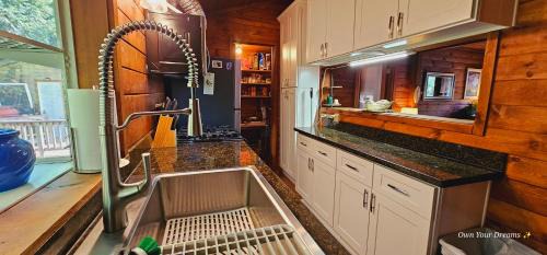 Monte Rio House | Retreat to Stella Maris Soul Spa by the Russian River