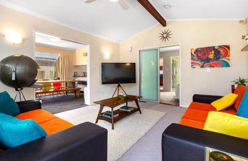Whitby House | Retro 4 bedroom home, warm and welcoming, quiet location