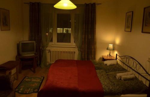Prague 4 Apartment | Retro Apartment Praha
