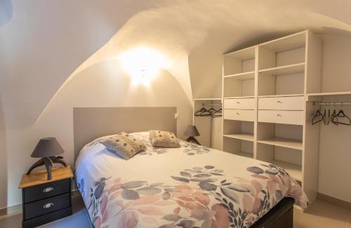 Embrun Apartment | Rez-de-chaussée centre ville d'Embrun 3 étoiles Climatisé